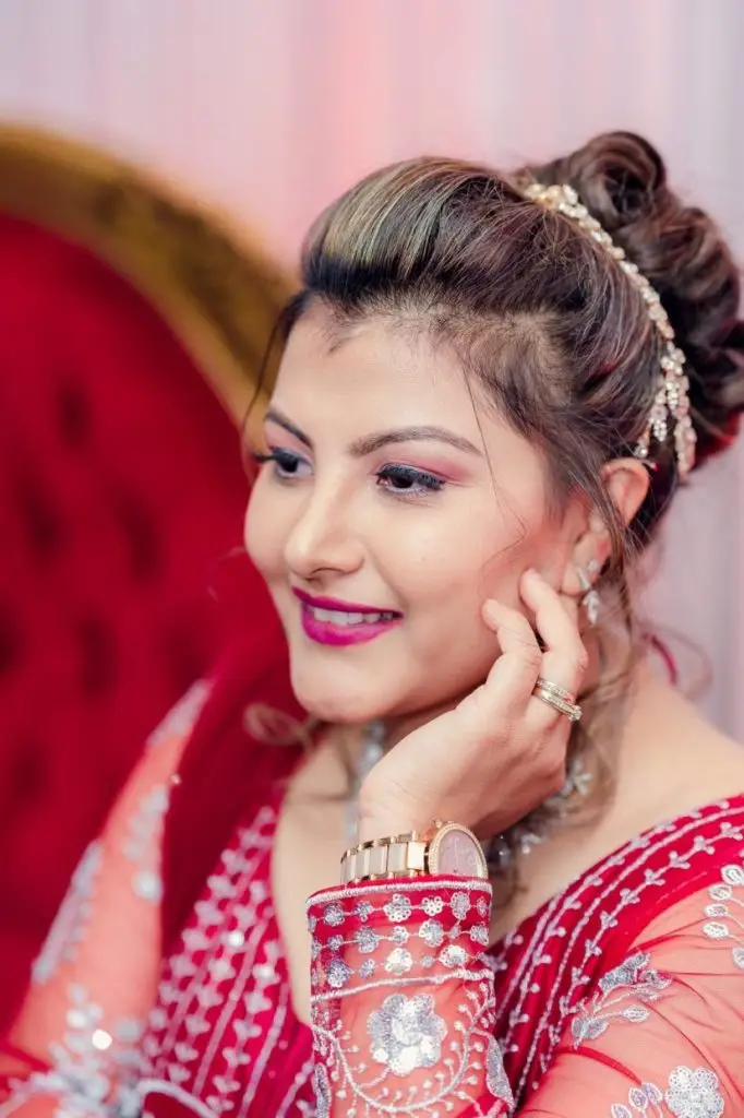 Dee Divine Hair Style and Beauty Service
